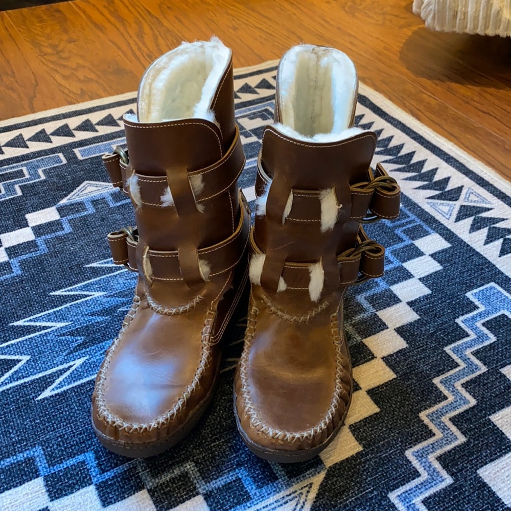 Quoddy Twinstrap Boot with Vibram Soles 7.5 Wide